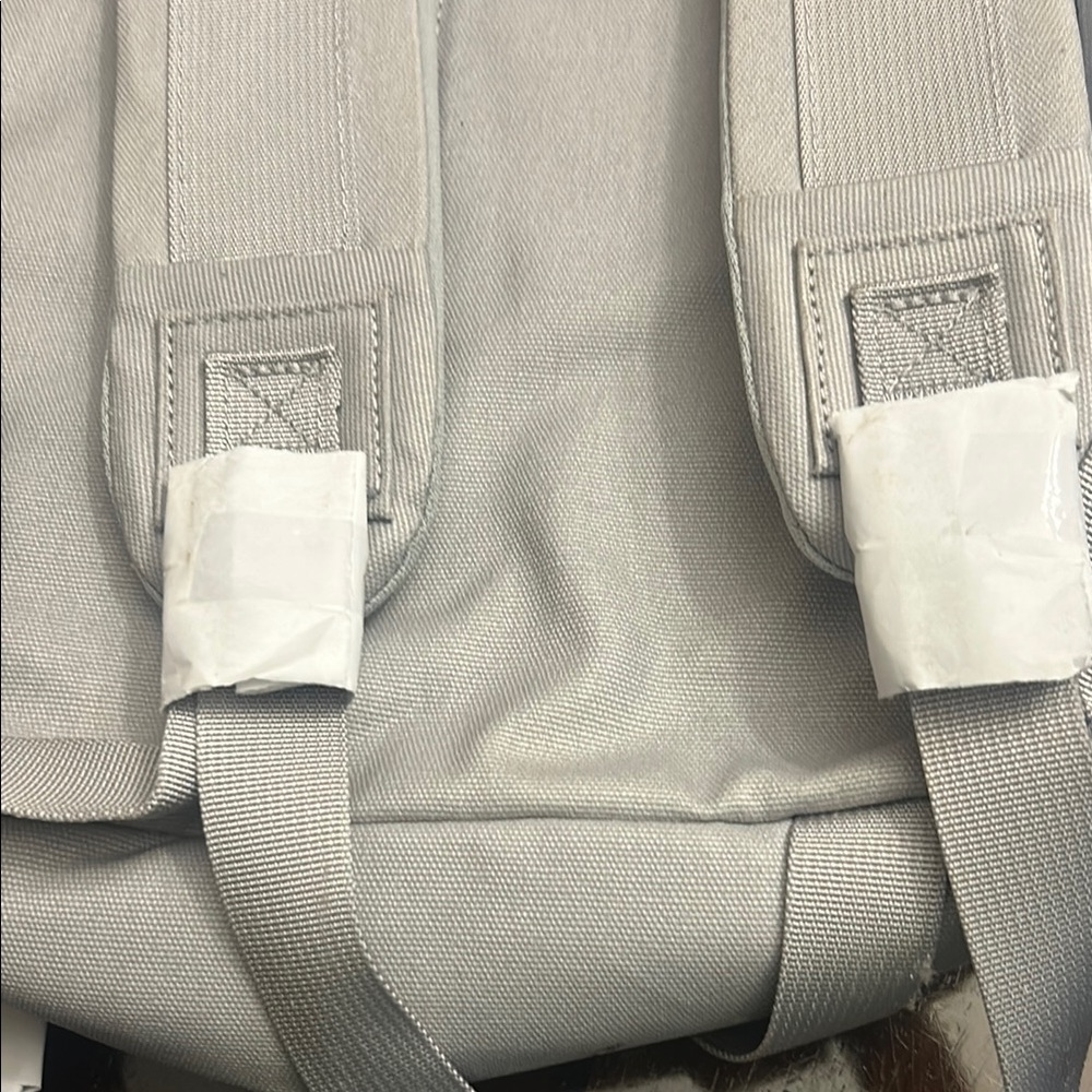 Under armor backpack - Picture 4 of 4